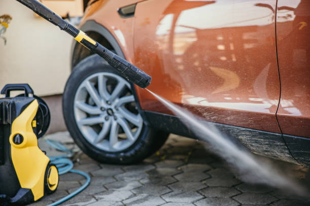 Best Roof Pressure Washing  in Siler City, NC